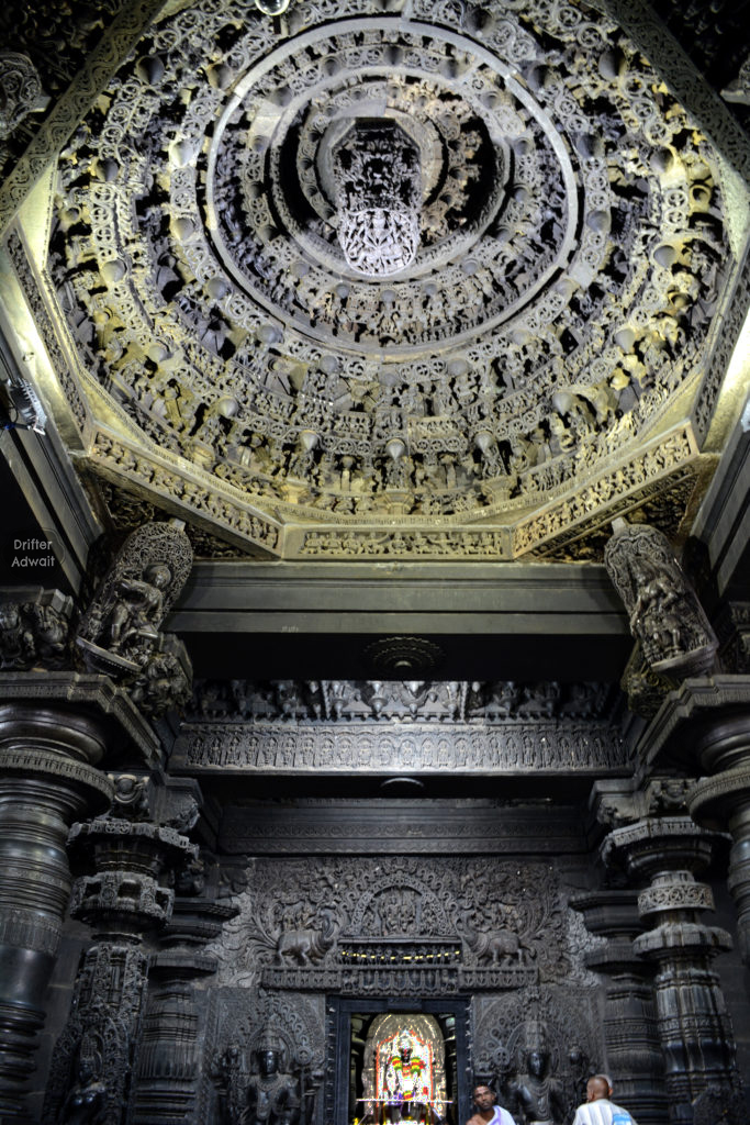 Chennakeshava temple inner ceiling