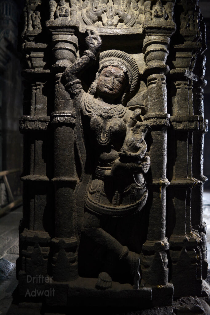 Putra Vallabha, Gondeshwar temple