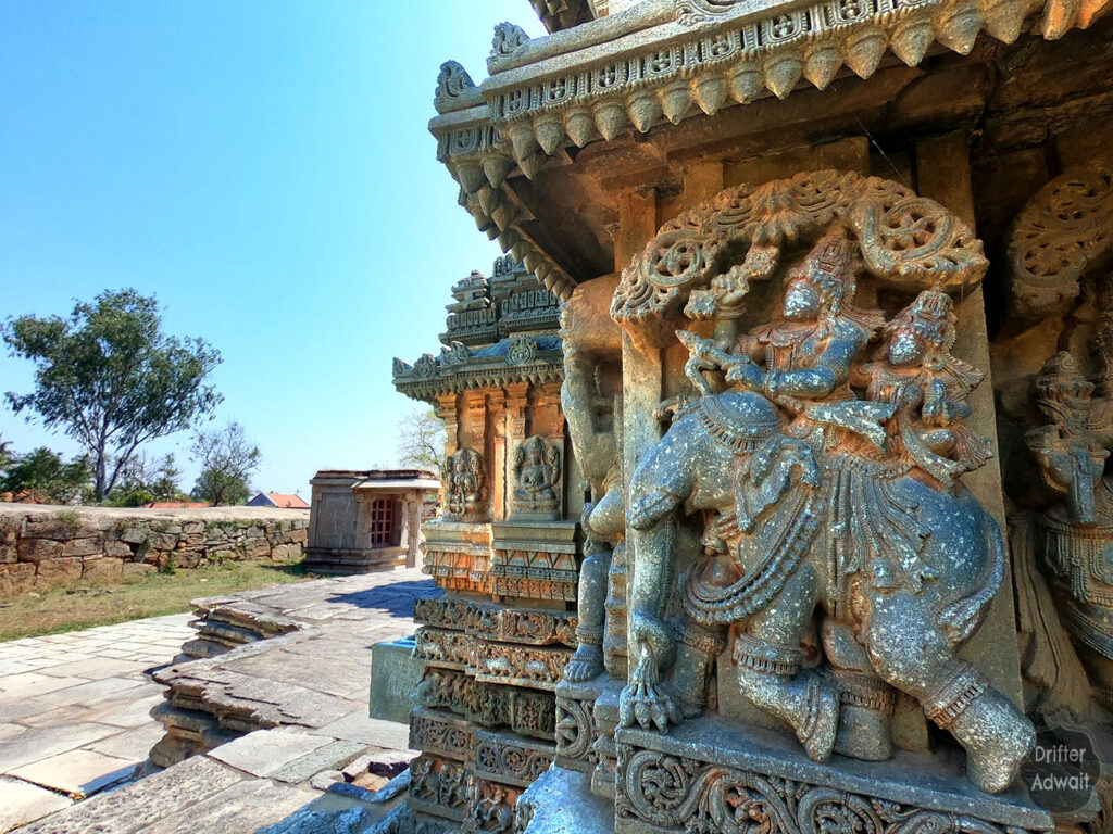 Indra-Sachi and Airavata Elephant, Nuggehalli