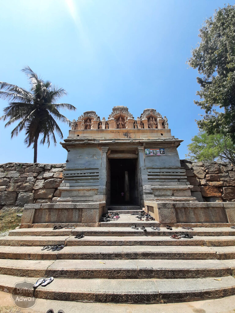 Entrance, Lakshmi Narsimha Temple, Nuggehalli