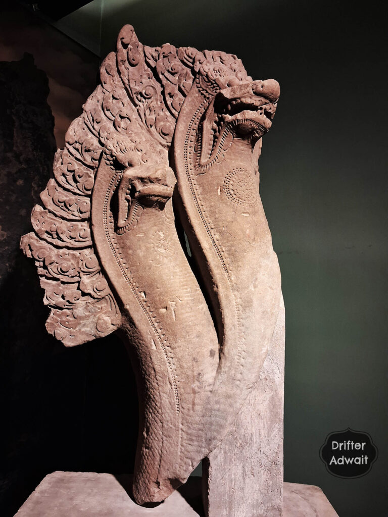 Naga Balustrade, Angkor Period