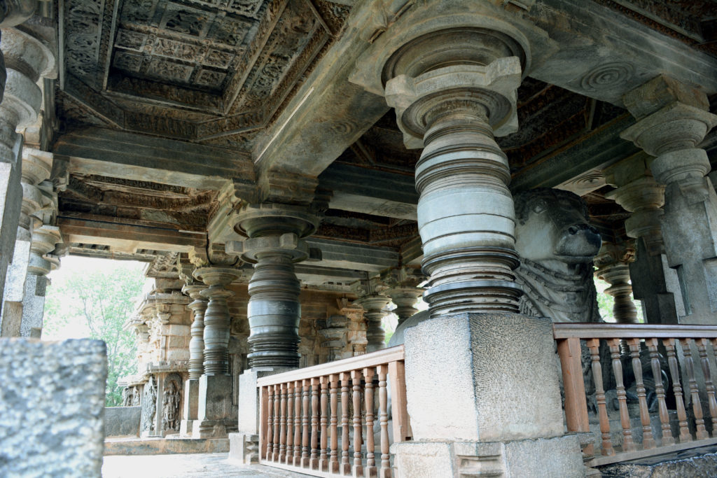 Hoysaleswara Temple, Halebeedu
Shantaleshwara Nandi Shrine