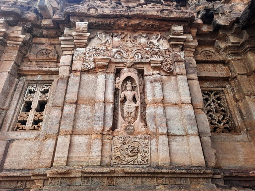 Lingodbhav Shiv, Virupaksha temple, Pattadakal